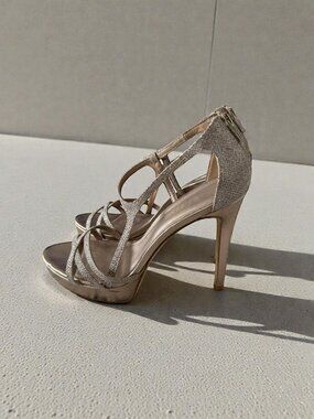 PELLE MODA Gold Metallic Platform Heels Sandals Size 8